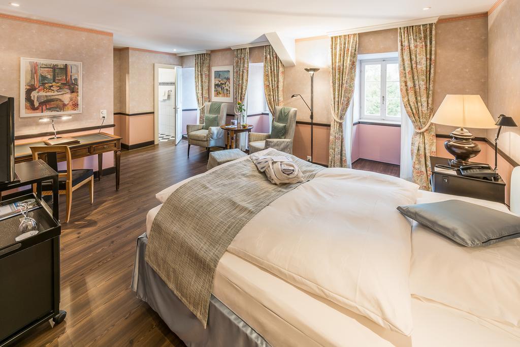Kurhotel Im Park Schinznach Bad Екстериор снимка