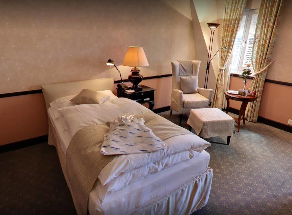 Kurhotel Im Park Schinznach Bad Екстериор снимка